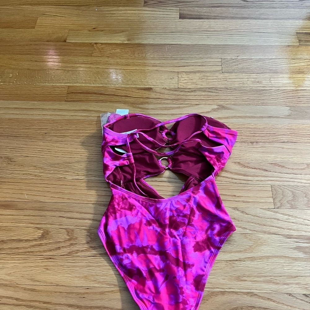 HULA HONEY Berry Jam Tie Dye Hana Cut Out One Piece Swimsuit - Picture 4 of 4